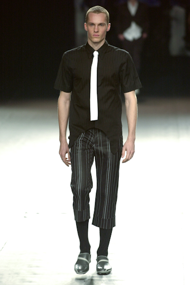 desfile-vrom-verao2003spfw-059