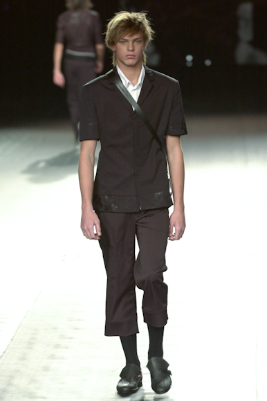 desfile-vrom-verao2003spfw-063