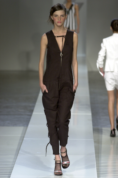 desfile-zoomp-verao2003spfw-108