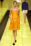 desfiles-cori-spverao2004rtw-101