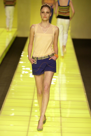 desfiles-cori-spverao2004rtw-104