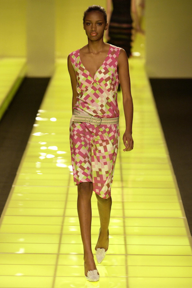 desfiles-cori-spverao2004rtw-109