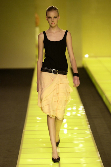 desfiles-cori-spverao2004rtw-132