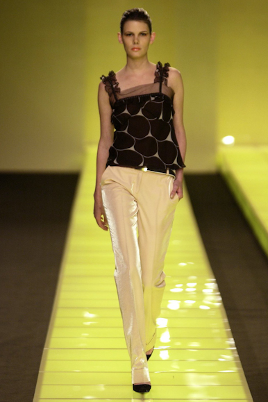 desfiles-cori-spverao2004rtw-139