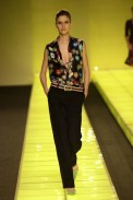 desfiles-cori-spverao2004rtw-141