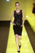 desfiles-cori-spverao2004rtw-142