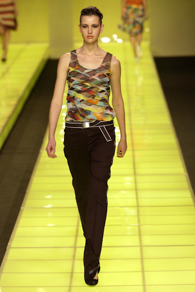 desfiles-cori-spverao2004rtw-150