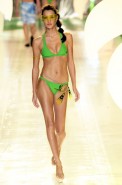 desfiles-aguadecoco-spverao2004rtw-114