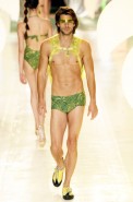 desfiles-aguadecoco-spverao2004rtw-118