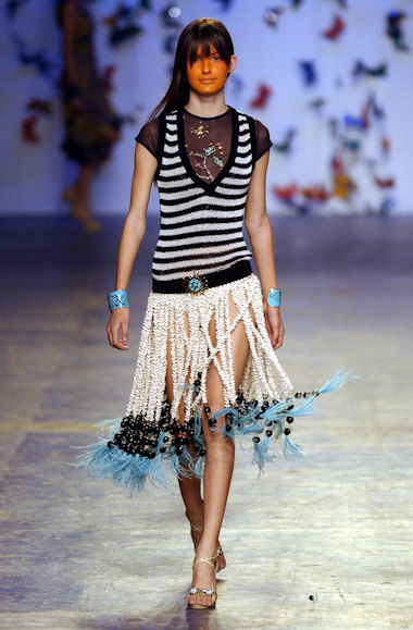 desfiles-andrelima-spverao2004rtw-122