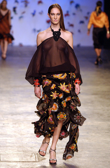 desfiles-andrelima-spverao2004rtw-132