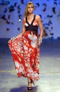 desfiles-andrelima-spverao2004rtw-145