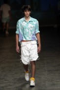 desfiles-britishcolony-spverao2004rtw-105