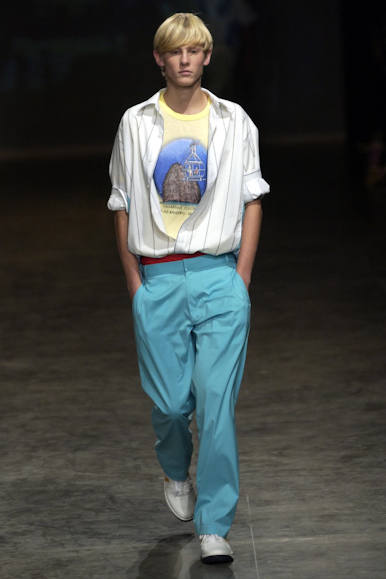 desfiles-britishcolony-spverao2004rtw-117