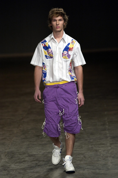 desfiles-britishcolony-spverao2004rtw-123