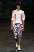 desfiles-britishcolony-spverao2004rtw-128
