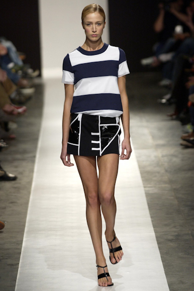 desfiles-carlotajoakina-spverao2004rtw-101