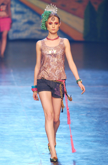 desfiles-cavalera-spverao2004rtw-102