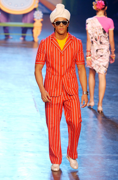 desfiles-cavalera-spverao2004rtw-109