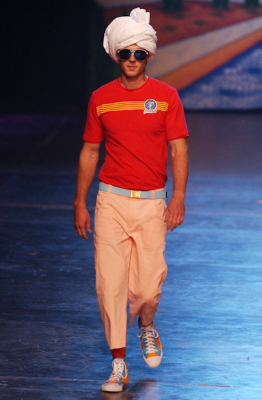 desfiles-cavalera-spverao2004rtw-121