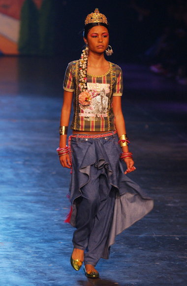 desfiles-cavalera-spverao2004rtw-122
