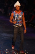 desfiles-cavalera-spverao2004rtw-129