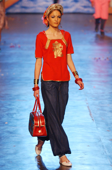 desfiles-cavalera-spverao2004rtw-142