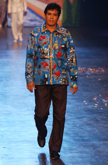 desfiles-cavalera-spverao2004rtw-147