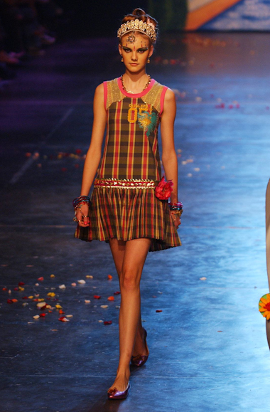 desfiles-cavalera-spverao2004rtw-161