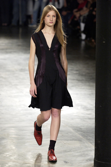 desfiles-fausehaten-spverao2004rtw-102