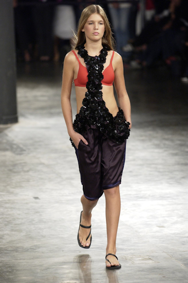 desfiles-fausehaten-spverao2004rtw-123
