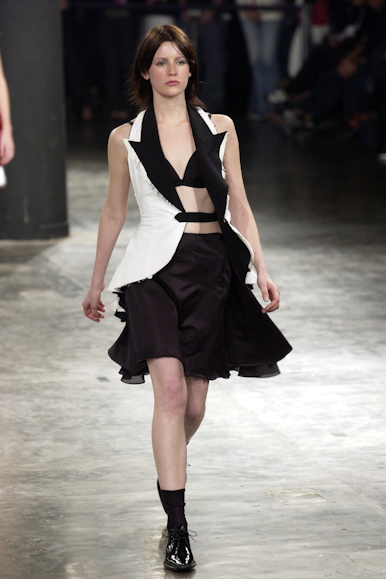 desfiles-fausehaten-spverao2004rtw-124
