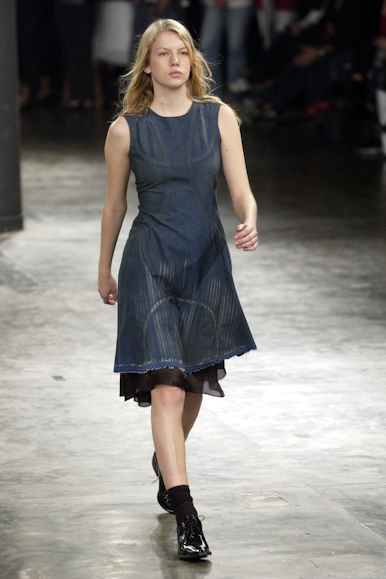 desfiles-fausehaten-spverao2004rtw-129