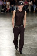 desfiles-fausehatenmen-spverao2004rtw-101