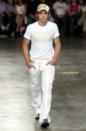 desfiles-fausehatenmen-spverao2004rtw-112