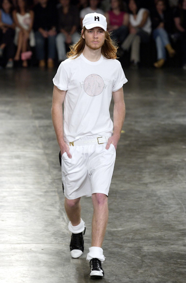 desfiles-fausehatenmen-spverao2004rtw-116
