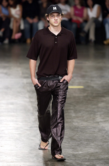 desfiles-fausehatenmen-spverao2004rtw-120