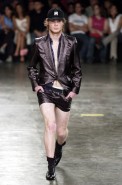 desfiles-fausehatenmen-spverao2004rtw-122