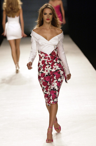 desfiles-forum-spverao2004rtw-111