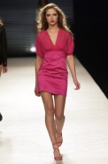 desfiles-forum-spverao2004rtw-121