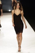 desfiles-forum-spverao2004rtw-140