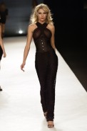 desfiles-forum-spverao2004rtw-141