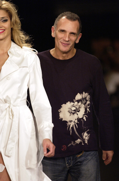 desfiles-forum-spverao2004rtw-143