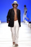 desfiles-forummen-spverao2004rtw-100