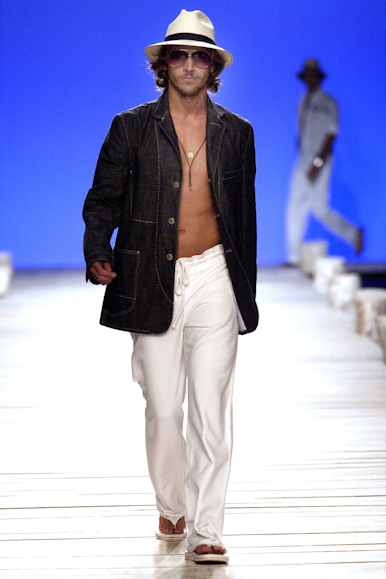 desfiles-forummen-spverao2004rtw-100