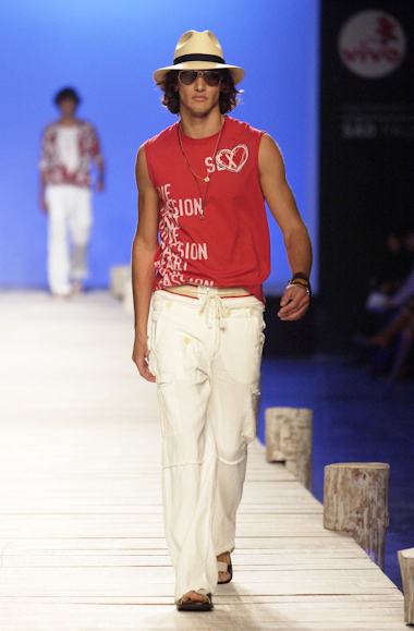 desfiles-forummen-spverao2004rtw-106