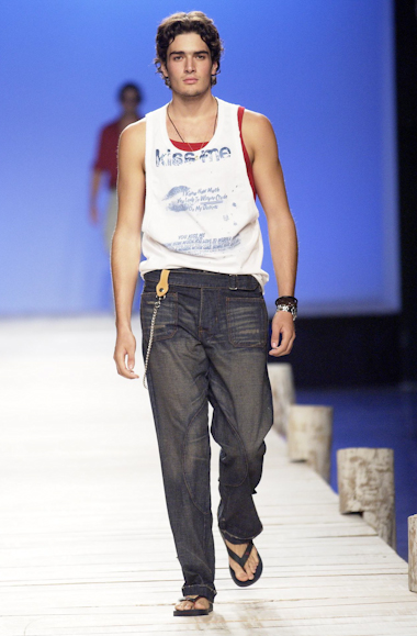 desfiles-forummen-spverao2004rtw-124