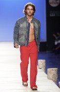 desfiles-forummen-spverao2004rtw-130