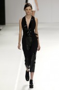 desfiles-gloriacoelho-spverao2004rtw-103