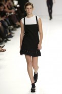 desfiles-gloriacoelho-spverao2004rtw-128